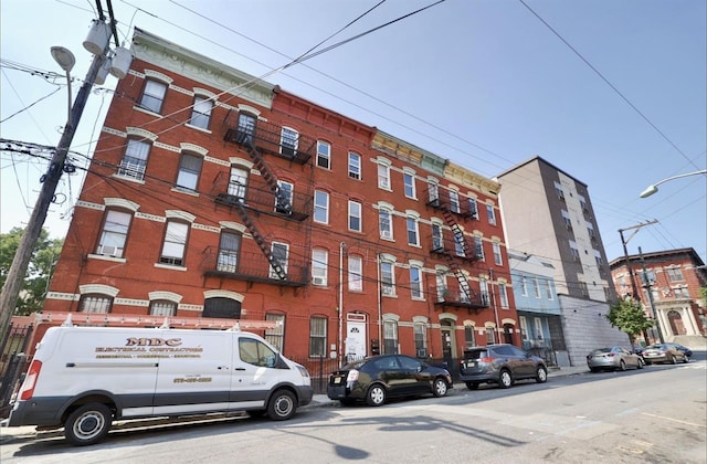 37 Harmon St, Jersey City, NJ 07304 - view of building exterior