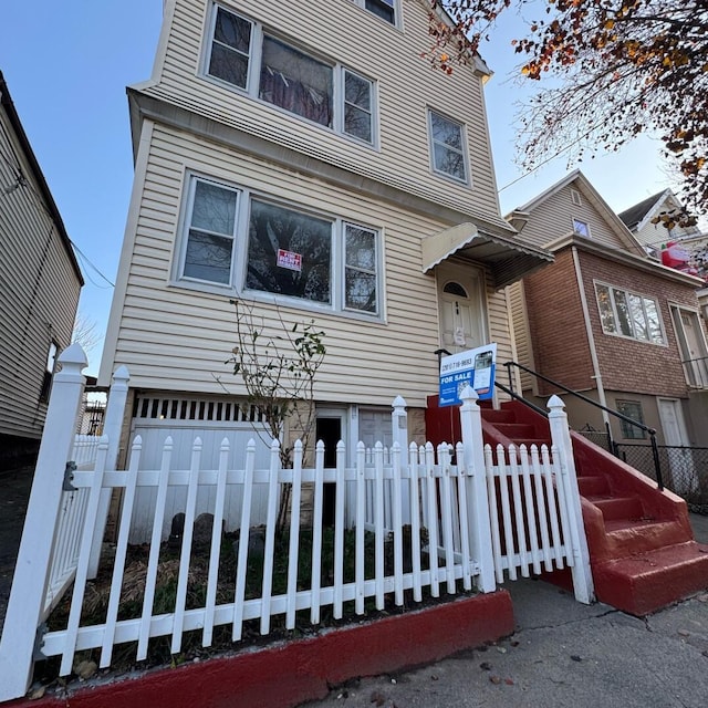 80 Mcadoo Ave, Jersey City, NJ 07305 - view of front of home featuring a fenced front yard