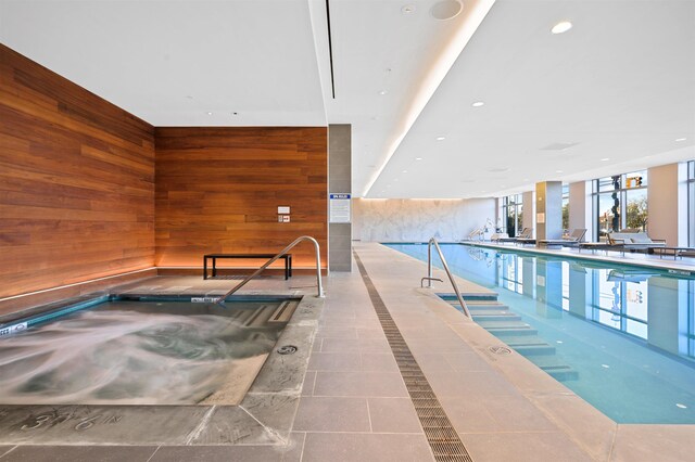 75 Park Ln S Unit 1912, Jersey City, NJ 07310 - view of indoor pool