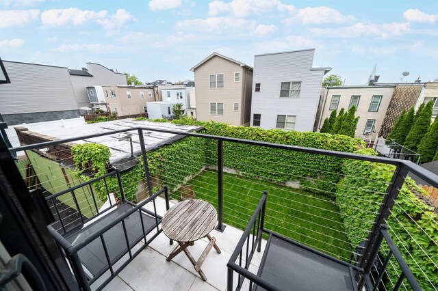 109 Poplar St Unit 1, Jersey City, NJ 07307 - balcony with a residential view