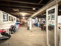 73 Winfield Ave, Jersey City, NJ 07305 - photo 35