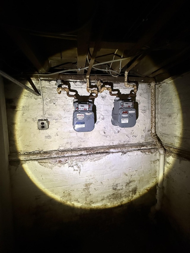 78 W 27th St, Bayonne, NJ 07002 - basement view of gas meter