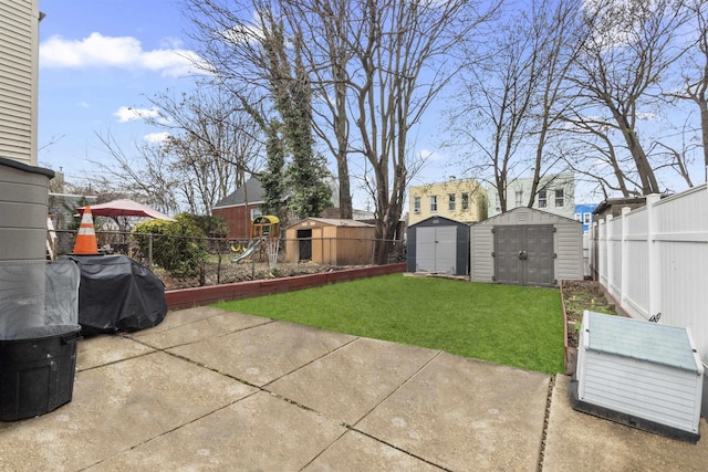4319 Cottage Ave, North Bergen, NJ 07047 - fenced backyard featuring a shed and a patio