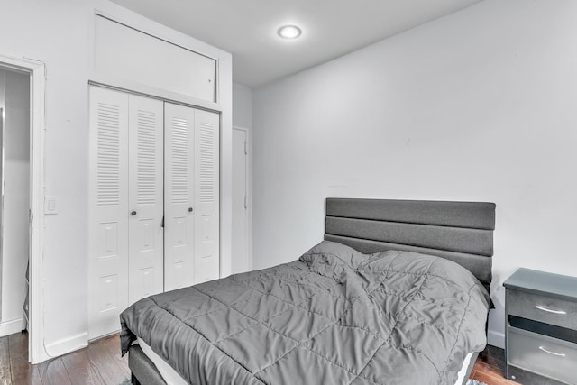 294 Barrow St Unit 6, Jersey City, NJ 07302 - bedroom with wood finished floors and a closet