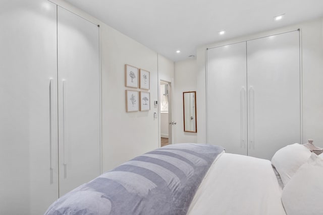 bedroom featuring recessed lighting