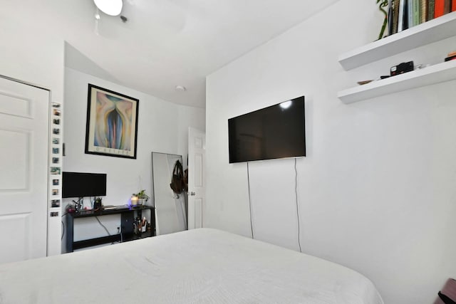734 Adams St Unit 4B, Hoboken, NJ 07030 - bedroom with ceiling fan