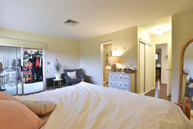 87 Stony Ridge Dr, Hillsdale, NJ 07642 - bedroom featuring baseboards, visible vents, and wood finished floors