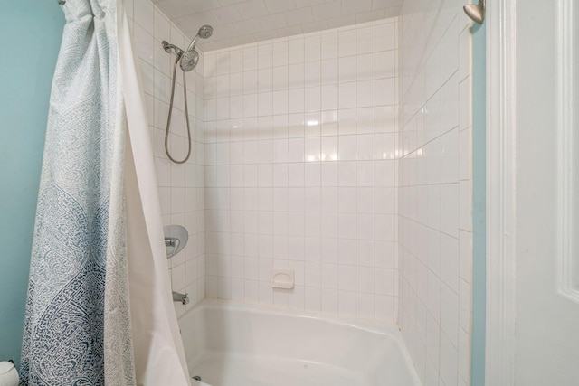 297 Pavonia Ave Unit 2A, Jersey City, NJ 07302 - bathroom featuring shower / tub combo
