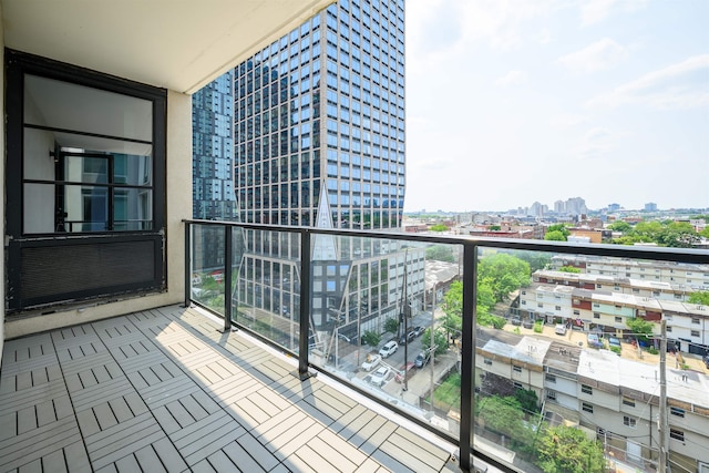 160 1st St Unit 1013, Jersey City, NJ 07302 - balcony featuring a city view