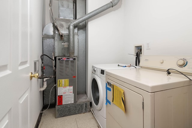 11 Crabapple Ct, Jersey City, NJ 07305 - laundry area featuring washing machine and clothes dryer