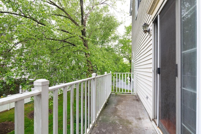 11 Crabapple Ct, Jersey City, NJ 07305 - view of balcony