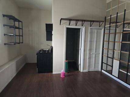 529 Communipaw Ave, Jersey City, NJ 07304 - dining space featuring wood finished floors and baseboards
