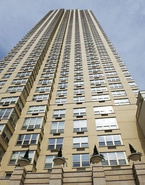 88 Morgan St Unit 2407, Jersey City, NJ 07302 - photo 35