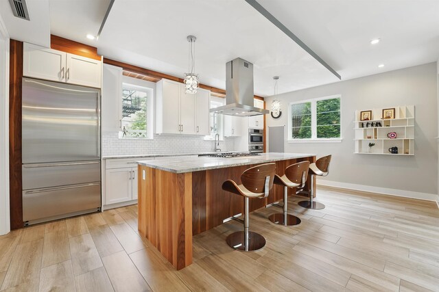 26 Hudson Ter, Edgewater, NJ 07020