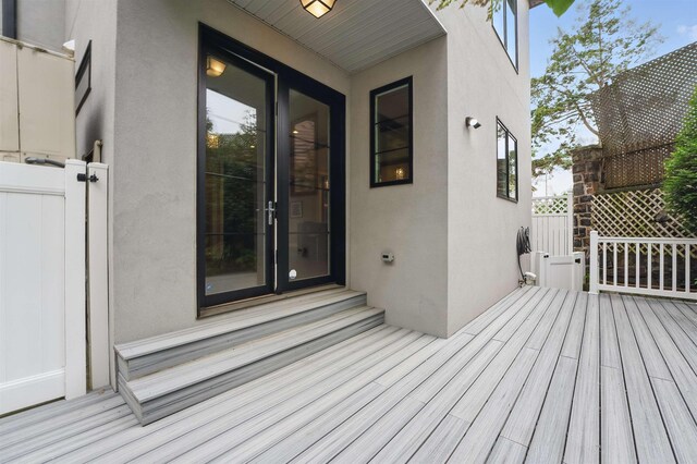 26 Hudson Ter, Edgewater, NJ 07020