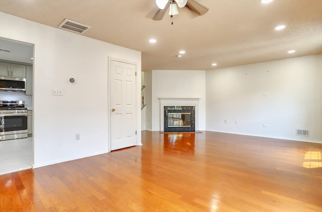 18 Dogwood St, Jersey City, NJ 07305 - photo 5