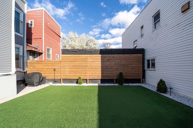 201 Zabriskie St Unit 1, Jersey City, NJ 07307 - view of yard