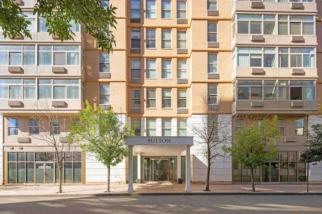 10 Regent St Unit 807, Jersey City, NJ 07302 - view of apartment building / complex