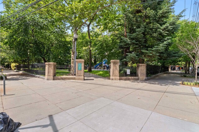 98 Bright St Unit 1G, Jersey City, NJ 07302 - view of surrounding community
