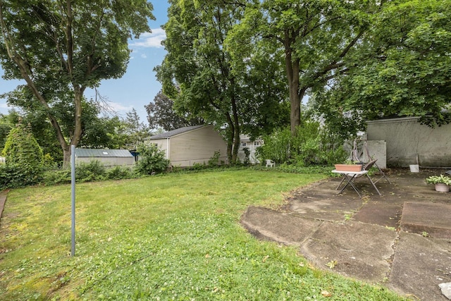 47 Darling Ave, Bloomfield, NJ 07003 - view of grassy yard featuring a patio