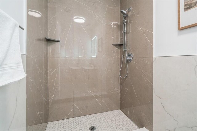 160 Brunswick St Unit 302, Jersey City, NJ 07302 - full bath featuring walk in shower