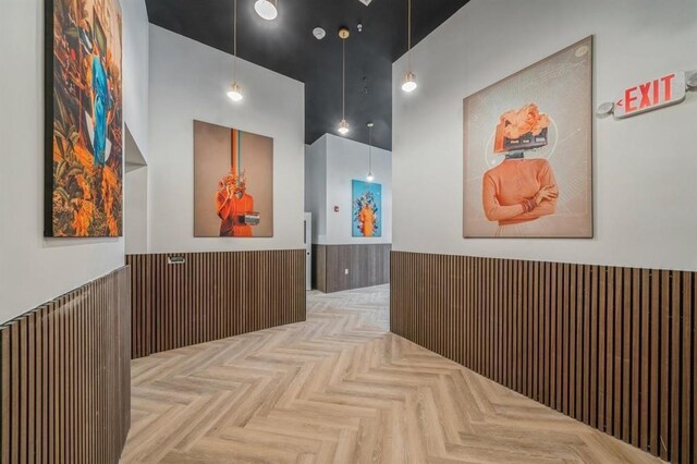 160 Brunswick St Unit 302, Jersey City, NJ 07302 - reception area featuring a high ceiling and wainscoting