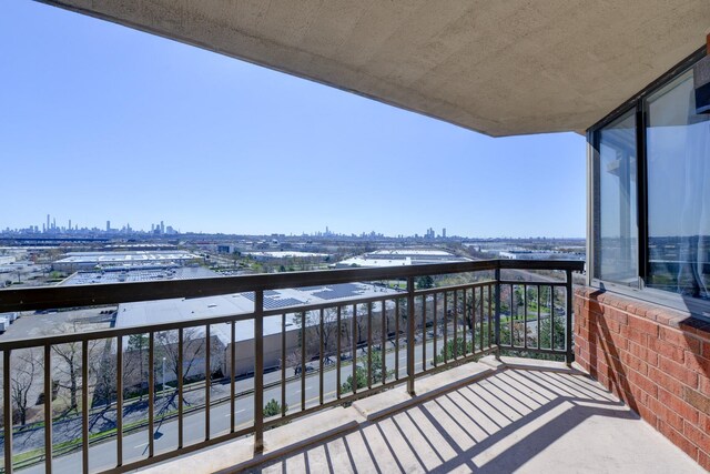 1011 Harmon Cv Unit 1011, Secaucus, NJ 07094 - balcony featuring a city view