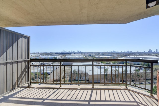 1011 Harmon Cv Unit 1011, Secaucus, NJ 07094 - balcony featuring a city view