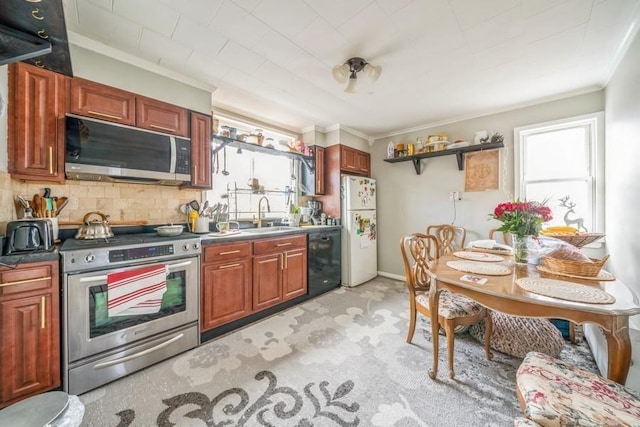 kitchen with stainless steel appliances, sink, tasteful backsplash, and ornamental molding