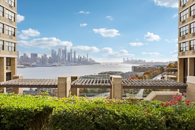 7002 Boulevard Dr Unit 30E, Guttenberg, NJ 07093 - photo 1