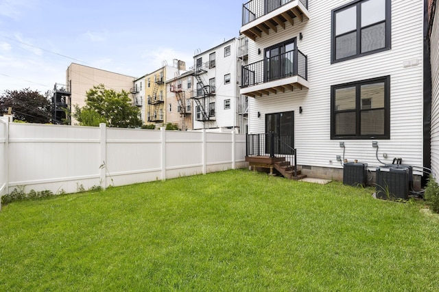 322 3rd St Unit 1, Jersey City, NJ 07302 - rear view of property with a balcony