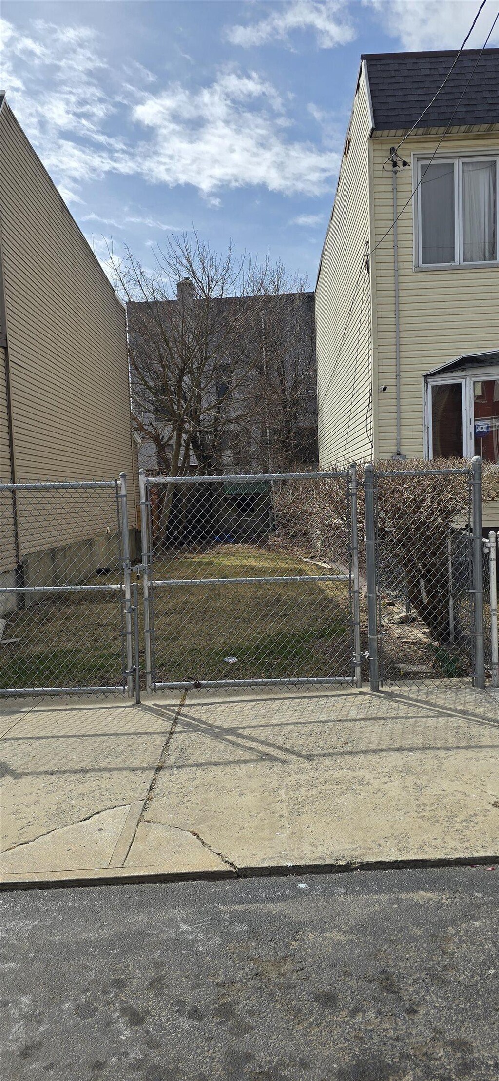 111 Clinton Ave, Jersey City, NJ 07304 - photo 2