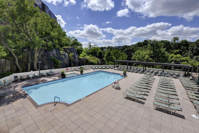 250 Gorge Rd Unit 16D, Cliffside Park, NJ 07010 - community pool with a patio