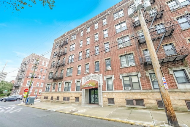 301 79th St Unit E4, North Bergen, NJ 07047 - view of apartment building / complex