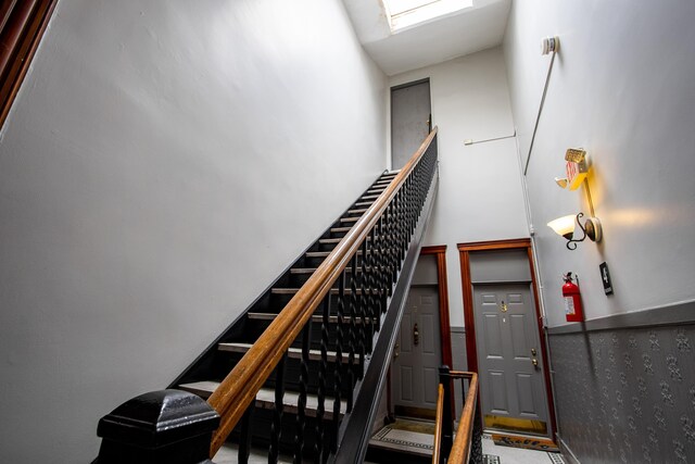 162 Fairview Ave Unit 8, Jersey City, NJ 07304 - photo 20