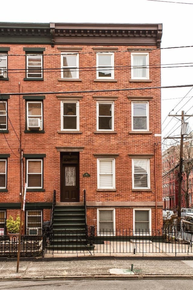 136 Erie St, Jersey City, NJ 07302 - photo 1