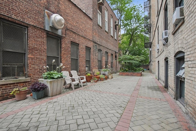 1000 Hudson St Unit 209, Hoboken, NJ 07030 - view of patio