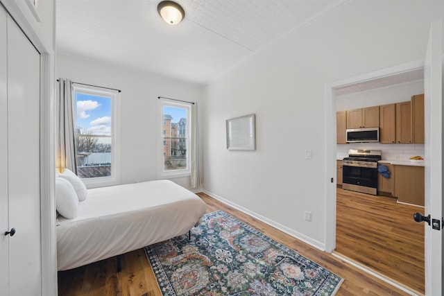 3809 Kennedy Blvd, Union City, NJ 07087 - bedroom featuring light wood-style floors and baseboards