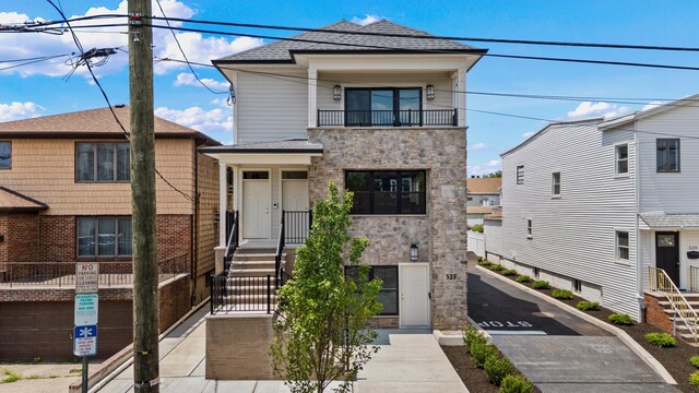525 Avenue E Ave E Unit 2, Bayonne, NJ 07002