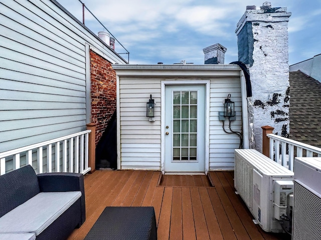 123 Willow Ter, Hoboken, NJ 07030 - view of wooden deck
