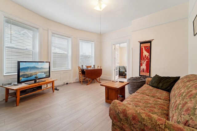 living area with light wood-type flooring