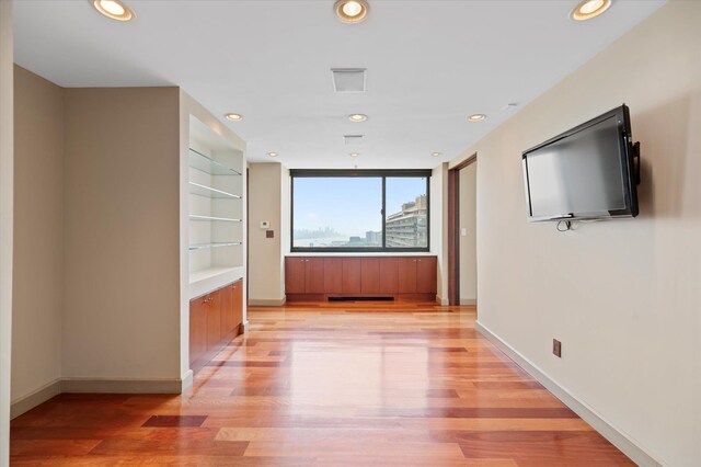 200 Old Palisade Rd Ph 4/5, Fort Lee, NJ 07024 - hall with light wood-style flooring, recessed lighting, and built in features