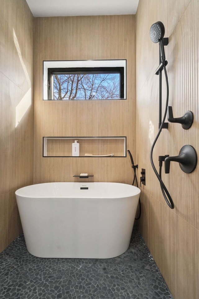 371 New York Ave Unit 2, Jersey City, NJ 07307 - bathroom with a soaking tub