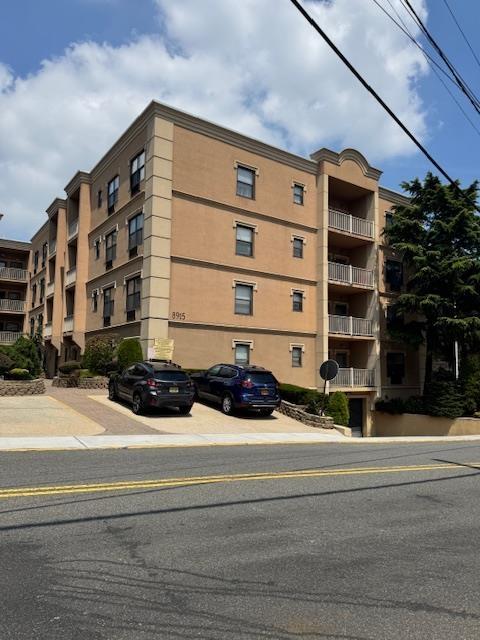 8915 Bergenwood Ave Unit 20, North Bergen, NJ 07047 - photo 4