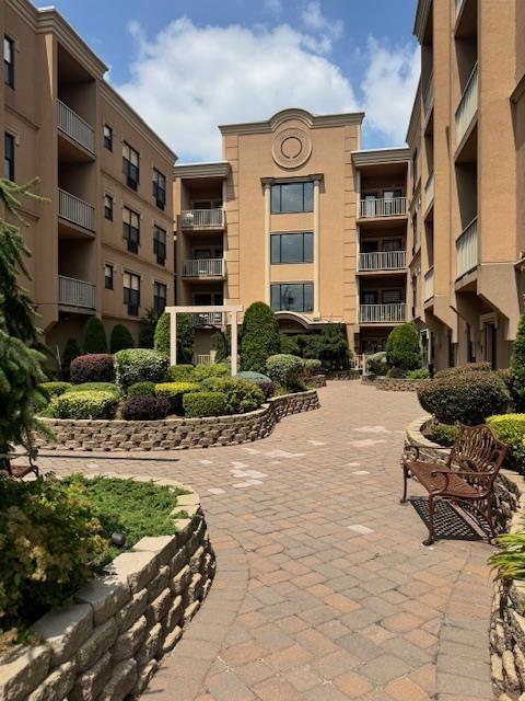 8915 Bergenwood Ave Unit 20, North Bergen, NJ 07047 - photo 2