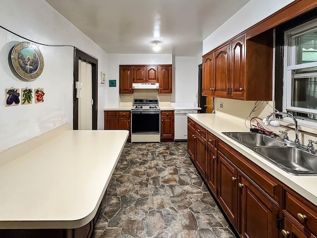 38 Van Reypen St, Jersey City, NJ 07306 - photo 3