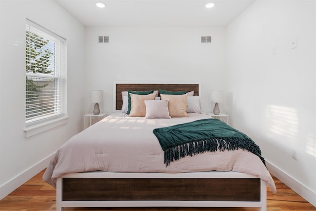 185 Gates Ave, Jersey City, NJ 07305 - bedroom featuring visible vents, recessed lighting, and baseboards