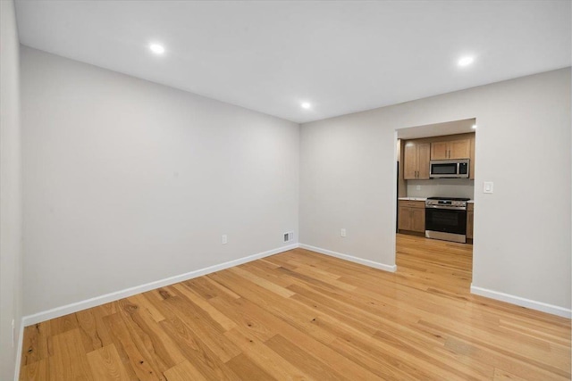 86 Cottonwood St, Jersey City, NJ 07305 - photo 10