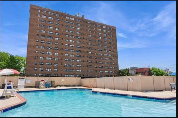 1225 Kennedy Blvd Unit 4J, Bayonne, NJ 07002 - view of community pool