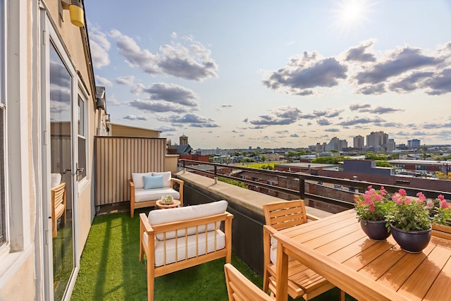 186 Wayne St Unit 423D, Jersey City, NJ 07302 - balcony featuring a city view